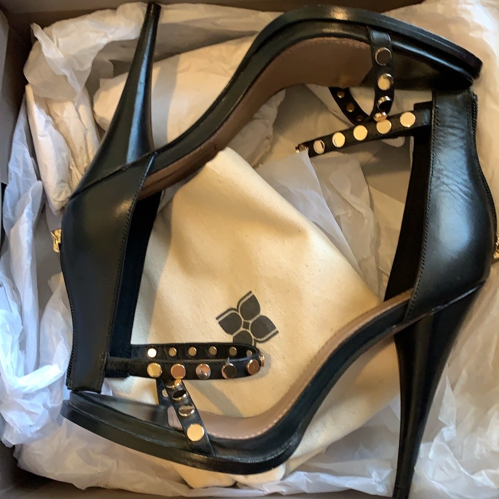 Cool stud heels